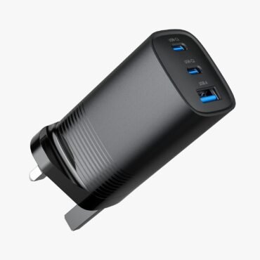 Smart Gate Wall Charger 65W 3 Port 2USB-C USB-A PD 3-PIN Black